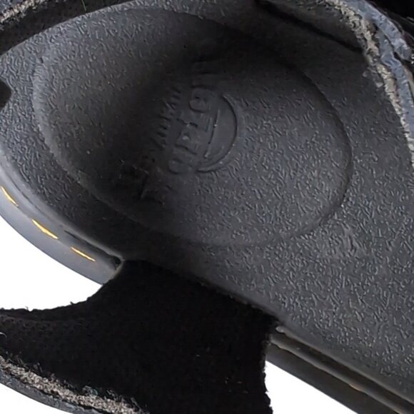 DR. MARTENS Kids Size 3 US Black Marlowe Hearts Junior Kids Sandals 34 Eur - Picture 7 of 12